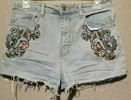 forever 21 Los Angeles Embroidered cut off shorts size 27 - $10.29