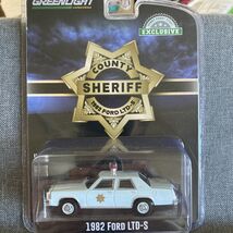 Greenlight Hobby Exclusive 1982 Ford LTD-S (Early Crown Victoria) County... - $13.50