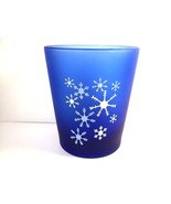 Blue frosted highball glass with white &amp; silver snowflakes Christmas 10-... - $13.49 CAD