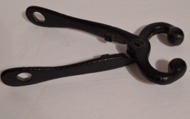 Vintage Bull Nose Lead Ring Puller Pliers 8&quot; Rustic Farm Barn Solid Cast... - £17.61 GBP