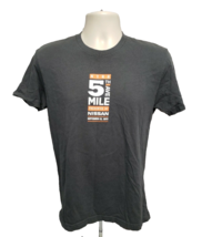 2013 NYRR 5th Ave Mile Presented By Nissan Adult Small Gray TShirt - £15.12 GBP