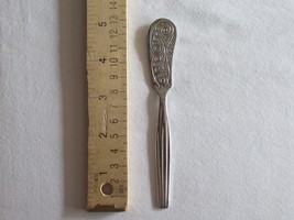 Spreader Butter Knife Chromium Plated 5.2&quot; by Sheffield England Scroll D... - $212.17 MXN