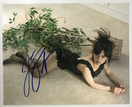 Jenna Ortega Signed Autographed Glossy 8x10 Photo - £63.94 GBP