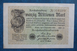 1923 GERMANY CIRCULATED 20 MILLION MARK BANKNOTE - £3.72 GBP
