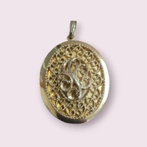 Vintage Large Sarah Coventry Gold Tone Oval Heirloom Filigree Locket - £15.95 GBP