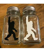Bigfoot Salt and Pepper shakers - Custom Made Bigfoot S &amp; P Shakers - €7,72 EUR