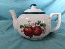 Vintage Casuals by China Apples Pearl Teapot 4 Cup capacity 1998 Farmhouse  - £11.24 GBP
