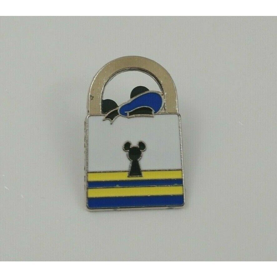 2013 Disney Character Lock Collection Donald  Mickey Mouse Keyhole Tradi... - $4.37