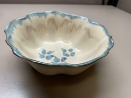 Signed &quot;Bay&quot; Studio Pottery Scalloped Edge Stoneware Soup Cereal Bowl - $29.69