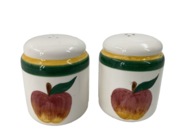 Asia Master Group Apple Salt and Pepper Shakers Excellent Country Farm D... - $12.62