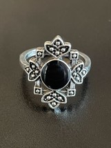 Vintage Black Onyx Stone Silver Plated Woman Statement Ring Size 7 - £6.22 GBP