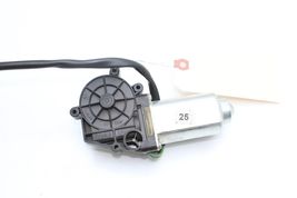 10-16 MERCEDES-BENZ W212 E350 E550 REAR WINDSHIELD SUN SHADE ROLLER MOTOR Q8352 image 7