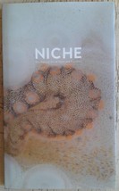Niche: The Natural Art of Form and Function by Alexandria Warneke, Micha... - £31.98 GBP