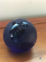 Estate Etched Cobalt Blue World Map Globe Paper Weight – 3 inches tall x 2.75 in - £15.23 GBP