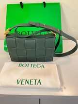 Bottega Veneta Embellished Cassette Intrecciato Raintree Leather Crossbody Bag - £2,557.46 GBP