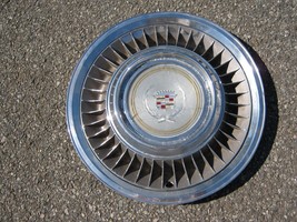 One genuine 1980 to 1984 Cadillac Fleetwood Brougham 15 inch hubcap wheel cover - £23.17 GBP