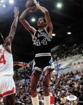 George Gervin Signed photo 8x10 Eastern Michigan Autographed - £39.27 GBP