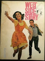 NATALIE WOOD: (WEST SIDE STORY) ORIGINAL 1961  VINTAGE MOVIE PROGRAM - $148.50