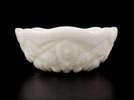 Vintage McKee Pres Cut Milk Glass 4 1/2&quot; Bowl, Light Scallop Rim Quintec... - $14.65