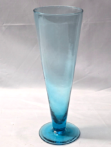 Unmarked BLOWN CRYSTAL Light Blue Teal Optic Art Glass Round Bud Vase 9.... - $26.60