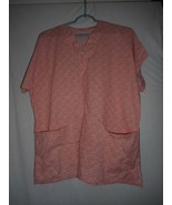 Orange white Floral Scrub Top Medical Uniform - $161.98 MXN