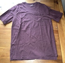 Duluth Trading Co. Shirt Adult Medium Burgundy Long Tail 100% Cotton Poc... - £7.90 GBP