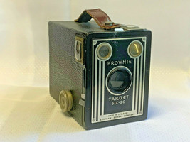 Brownie Target Six-20 Eastman Kodak Co USA Vtg Art Deco Style Box Camera Black  - £31.56 GBP