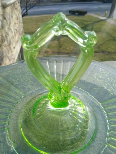 Primary image for VINTAGE 1930s  Green DEPRESSION Glass MAYFAIR OPEN ROSE SANDWICH CENTER HANDLE