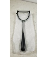 Stainless Steel Veggie Peeler New in Bag - $17.23 CAD