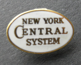 NEW YORK CENTRAL SYSTEM RAILWAY RAILROAD LAPEL PIN BADGE 3/4 INCH - £4.43 GBP