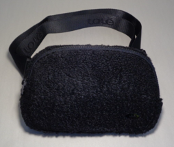 Lolë SHERPA Black Fleece New Men&#39;s Belt / Shoulder Bag - $98.01