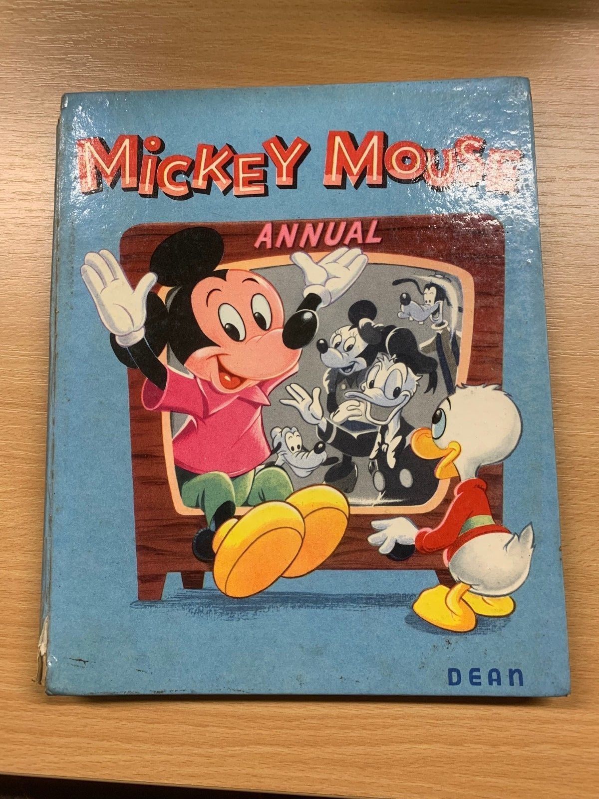 1956 WALT DISNEY "MICKEY MOUSE ANNUAL" CHILDRENS LARGE ILLUSTRATED HARDBACK BOOK - $10.75