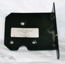 Universal GM Tail Light Angle Mounting Bracket OEM 761 - €5,35 EUR