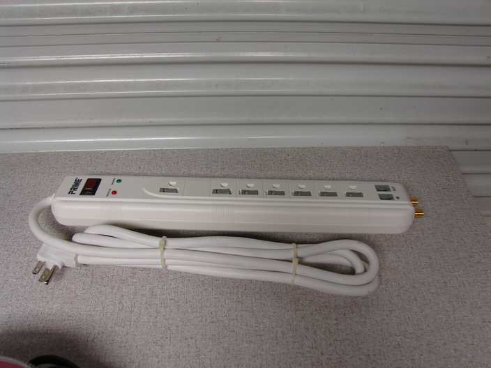 Prime Wire PB505107 6-Feet 1800J With RJ11 Multimedia 7-outlet Surge Pro... - $11.88