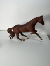 Retired Breyer Horse #959 Monte Thoroughbred Red Sorrel Chestnut Gem Twist - $39.95