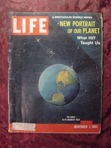 LIFE magazine November 7 1960 Planet Earth Boris Chaliapin Martin Luther King - £7.65 GBP