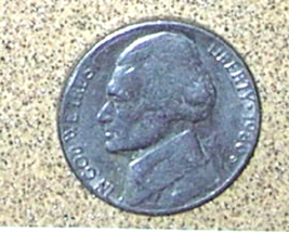 1980 D Jefferson Nickel Filled D, Die Break &amp; Rim Crack Errors; Rare Old Coin - £11.81 GBP