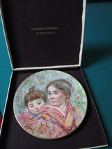 Edna Hibel &quot;Sayuri And Child &quot; Collector Plate NIB10&quot; Original - £99.40 GBP