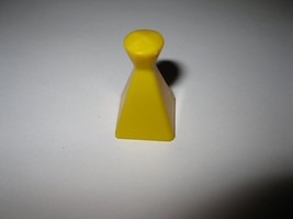 1979 The American Dream Board Game Piece: Yellow Player Pawn - £1.59 GBP