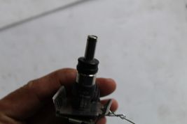 16-17 JAGUAR XE FUEL INJECTOR M1503 image 8