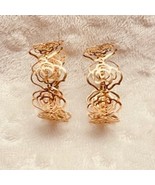 Rose Gold Lightweight Filigree Rose Design 1 1/2&quot; Hoop Earrings-NEW - €16,18 EUR