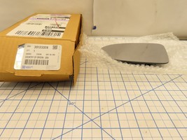 GM 39123328 Side View Mirror Glass Drivers Left LH General Motors - $42.98