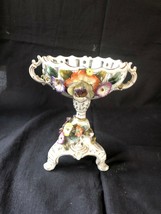 Antique Royal Vienna Porcelaine little centrepiece. Marquée Beheeve Marque - £93.63 GBP