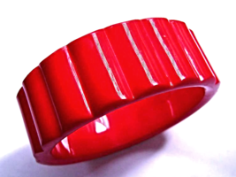 Vintage Lucite Lipstick Red Bracelet Molded Carved Wide Bangle Chunky 19... - £20.83 GBP