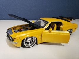 Jada Toys 1970 Ford Mustang Boss 1:24 Yellow Car 90022 - See Bumper In Pics - £15.79 GBP