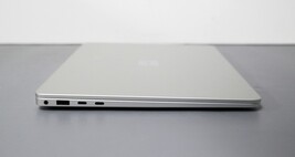 Microsoft Surface Laptop 13.8" Copilot+ PC Snapdragon X Plus 16GB 256GB SSD READ image 9