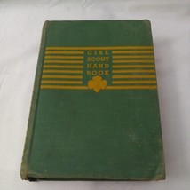 Vintage Girl Scout Handbook 1940 Edition, 9th Printing 1946 Hardback distressed  - £11.63 GBP