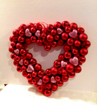 14&quot; Valentine Heart Shaped Ornament Wreath - £13.54 GBP