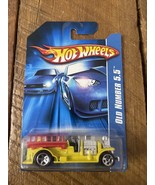 VINTAGE 2007 Hot Wheels Old Number 5.5 Yellow Fire Engine Ladder Truck 1... - €5,76 EUR