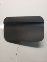 X5        2006 Fuel Filler Door 1356637 - $29.70